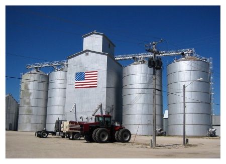 Grain elevator, Rolfe, Iowa.  Photo taken by Clara Gunderson Hoover, June 2009.  (Click photo to enlarge.)